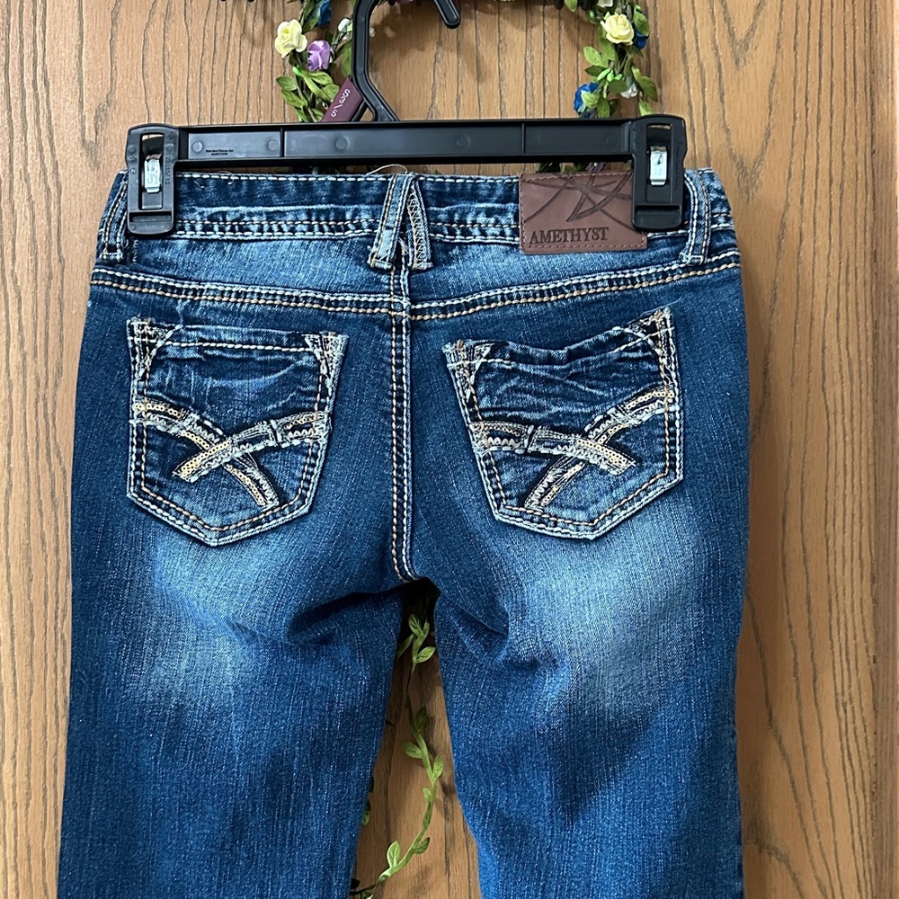Amethyst Jeans Women's Distressed Blue Boot Cut - Picture 2 of 2